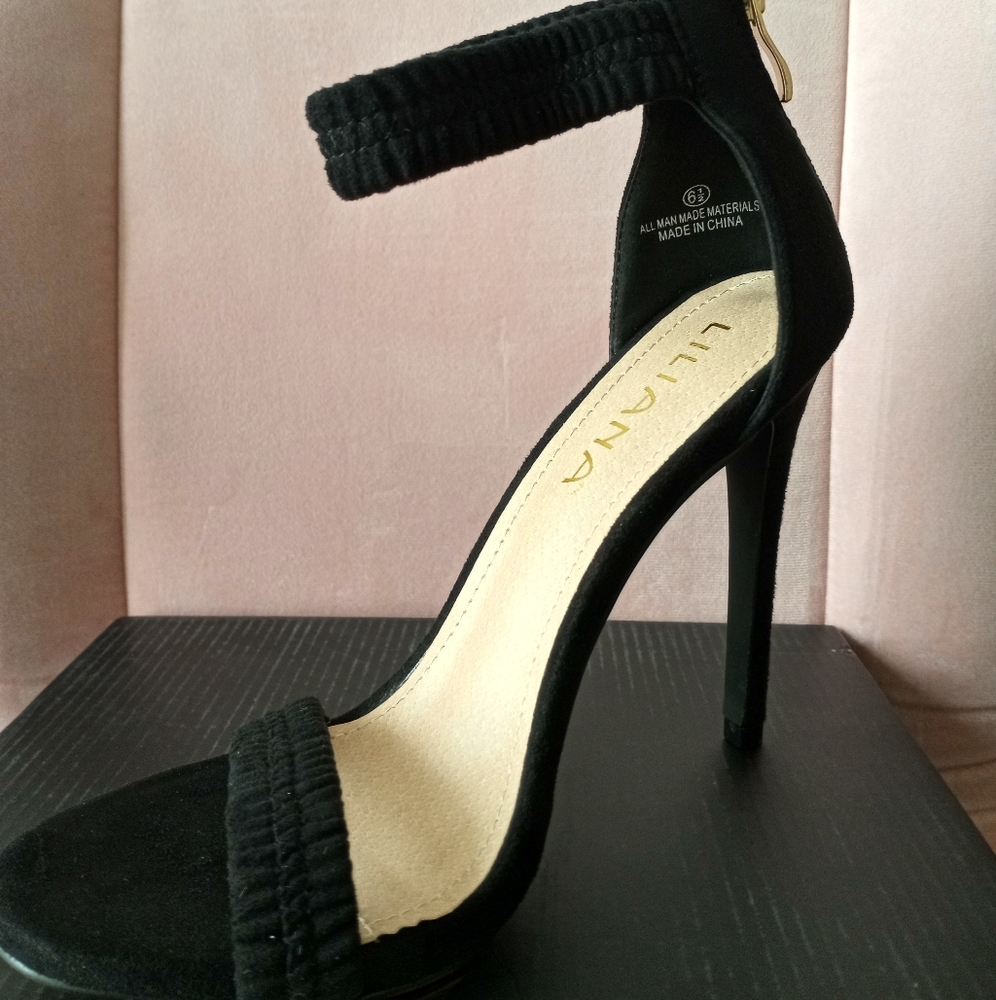 High heels - Picture 2 of 5